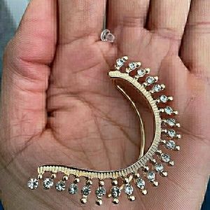 💋RHINESTONE EAR CUFF!!!